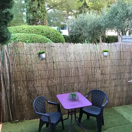 Lägenhet Au Bord Du Lez *