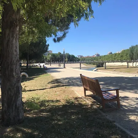 Au Bord Du Lez Lägenhet